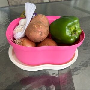 Tupperware Super Platin Container. Pink. NEW